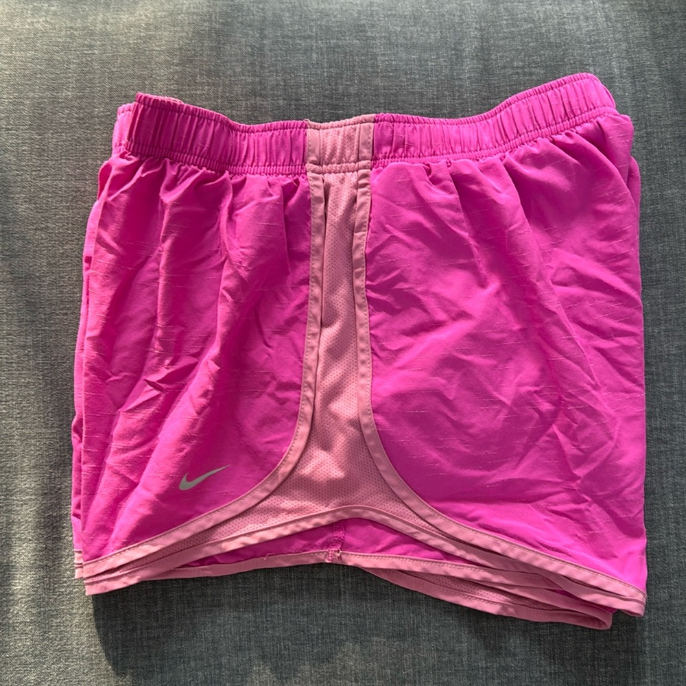 Nike Dry Fit Tempo Women’s Running Shorts (size XL, color: pink)